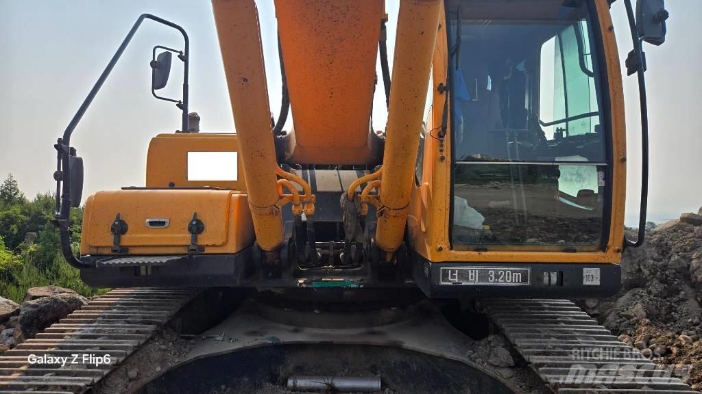 Hyundai Robex 300 LC Beltegraver