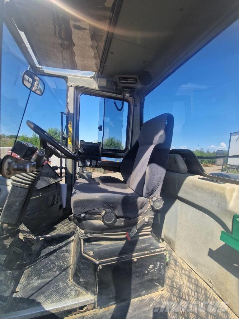 SMV 32-1200B Diesel Trucker