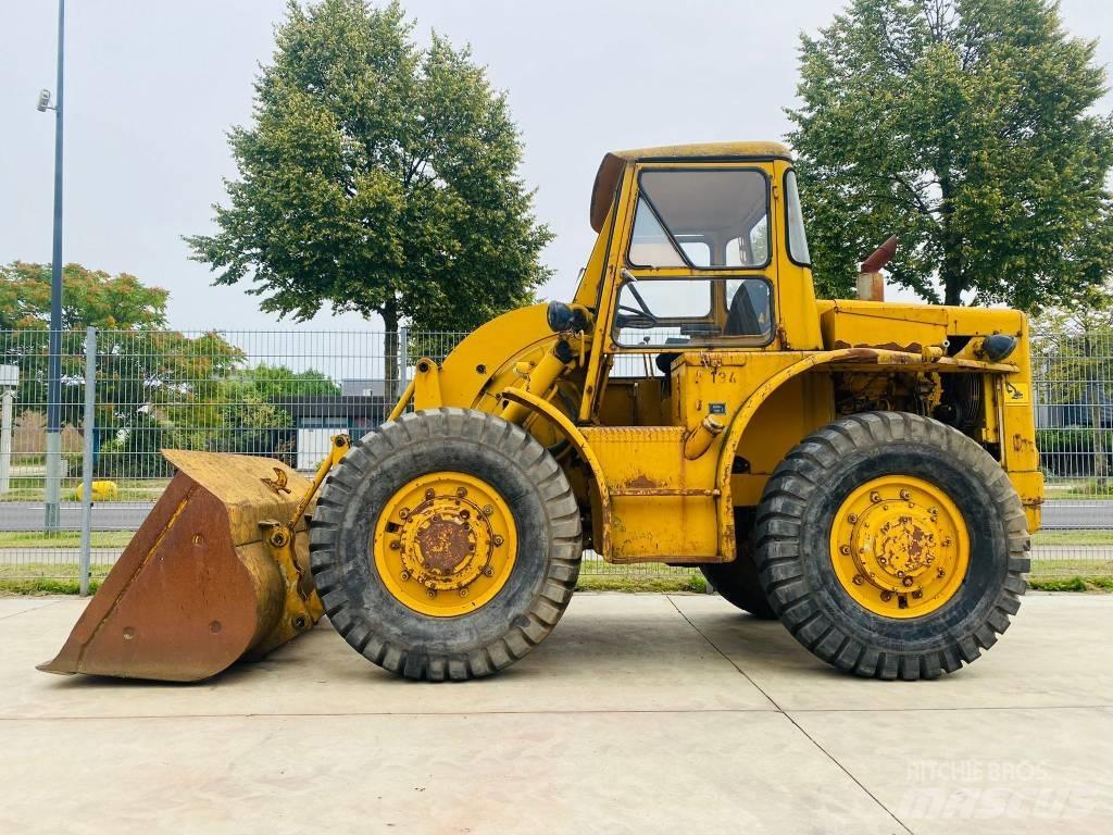 CAT 922 B Hjullastere