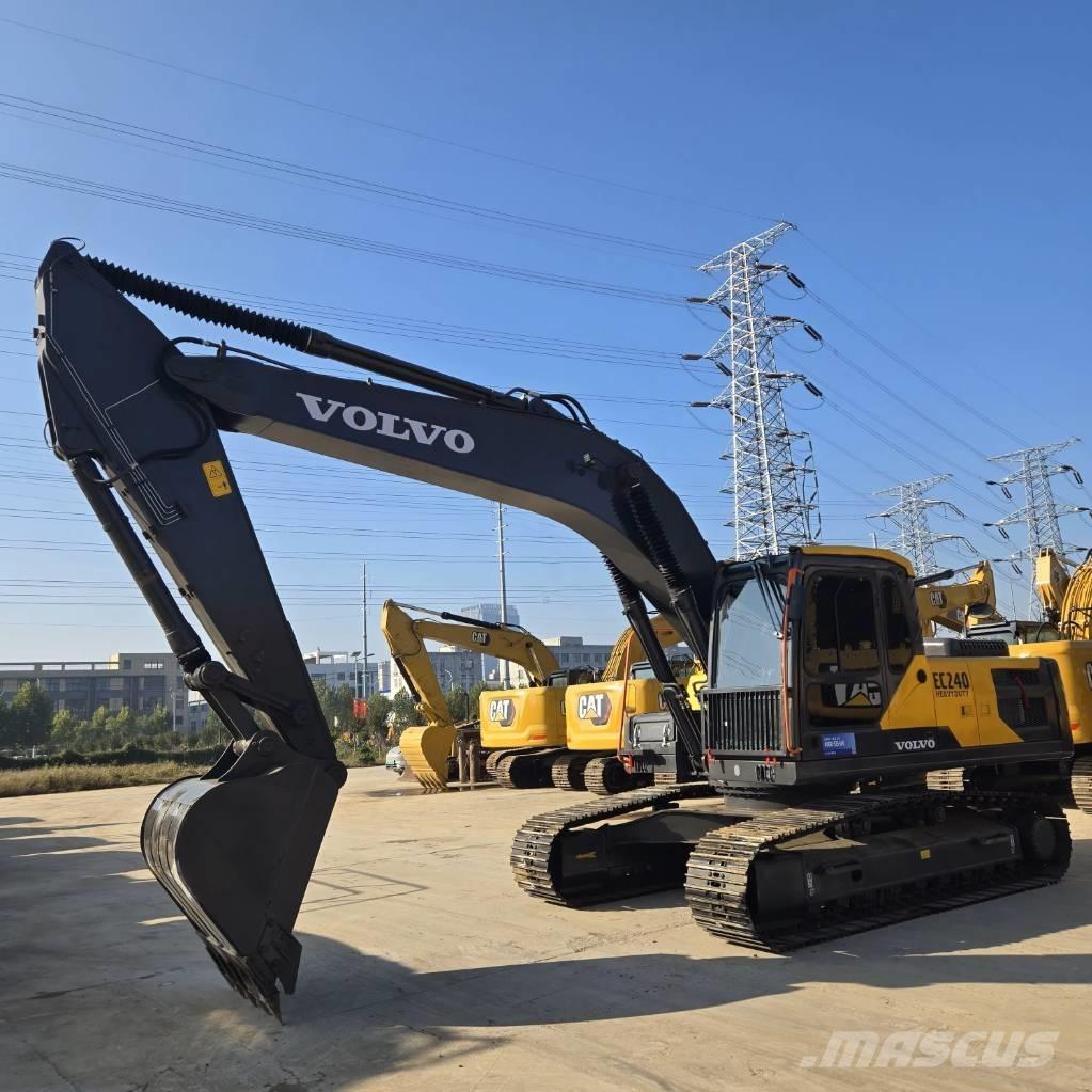 Volvo EC 240 Beltegraver