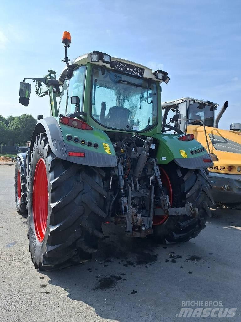 Fendt 718 Vario Traktorer