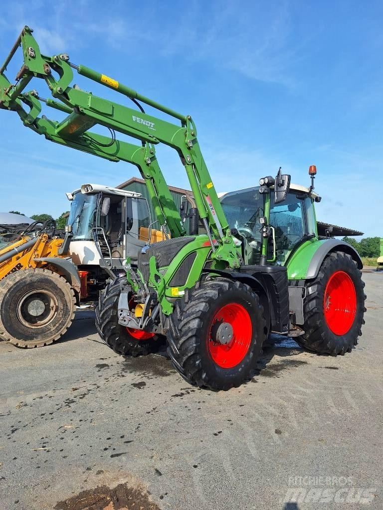 Fendt 718 Vario Traktorer