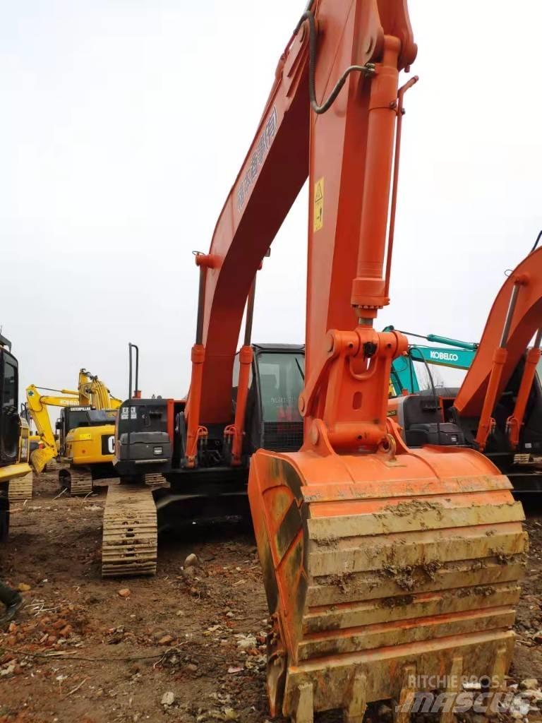 Hitachi ZX 240 H Beltegraver