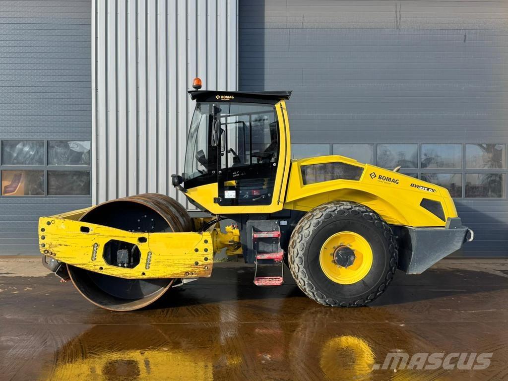 Bomag BW213D-5 Valsetog