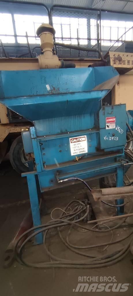  Securit Compactor Redskapsbærere