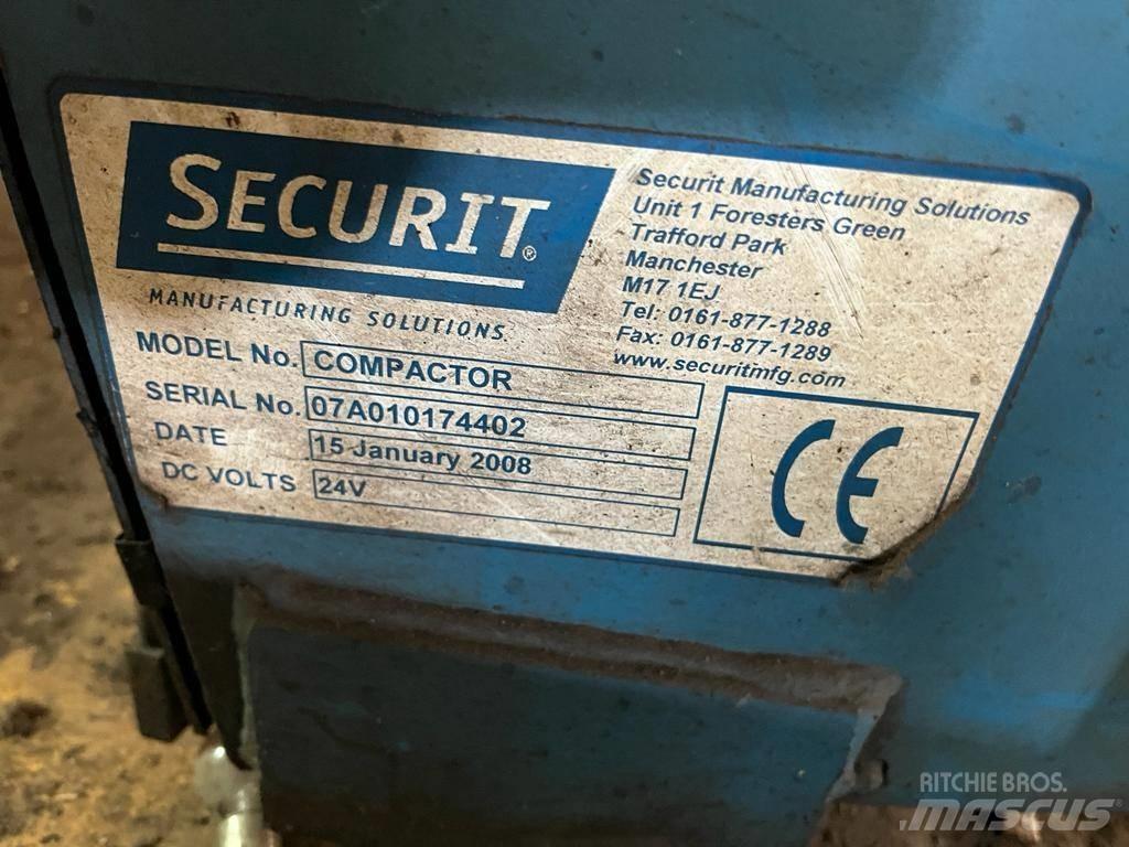  Securit Compactor Redskapsbærere