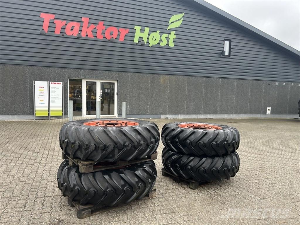 Goodyear 16,9-30 Dekk, hjul og felger