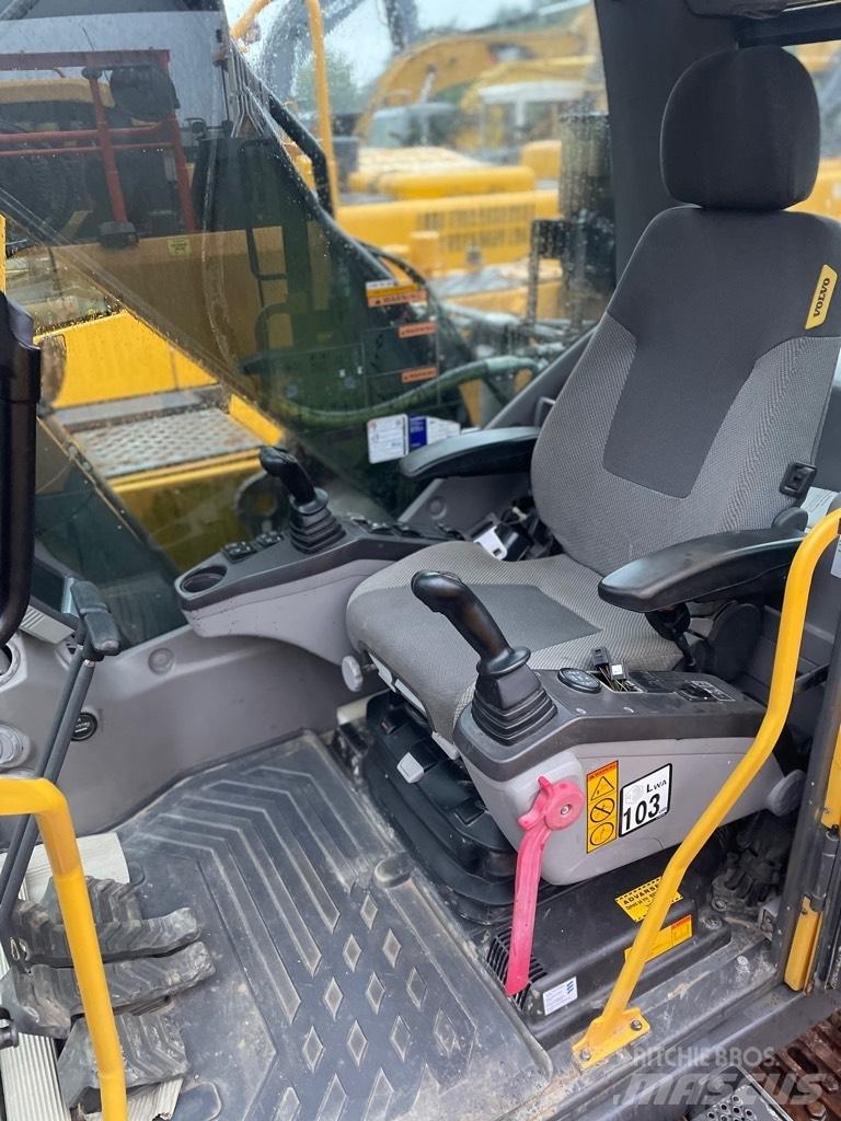 Volvo EC210C Beltegraver
