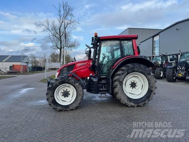 Valtra N123 Hitech5 Traktorer
