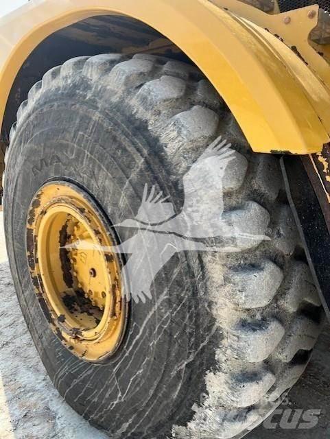 CAT 740B Rammestyrte Dumpere