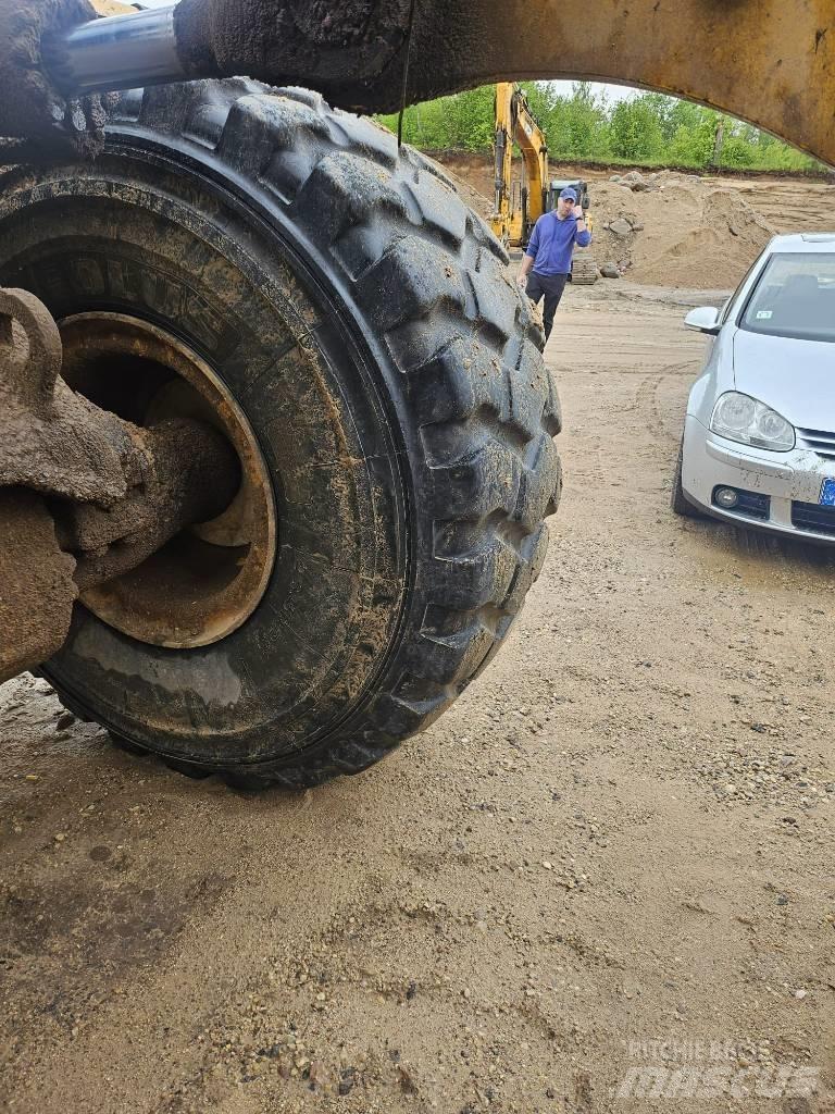 Komatsu WA 470 Hjullastere