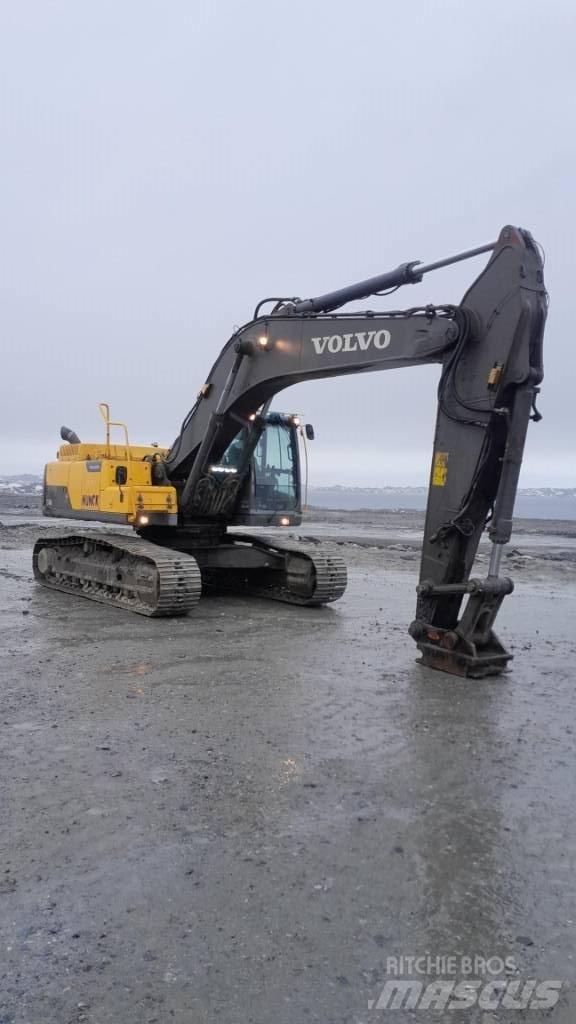 Volvo EC 300 D L Beltegraver