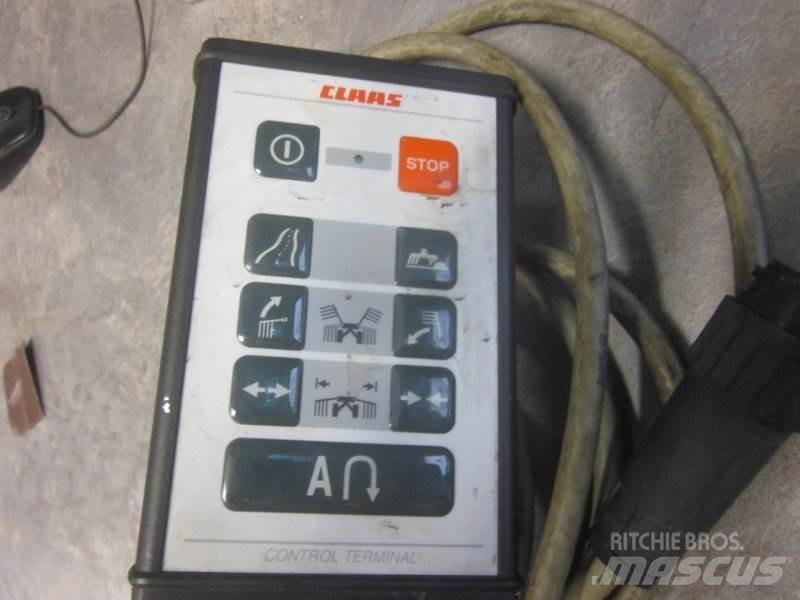CLAAS LINER 3000 Svanser