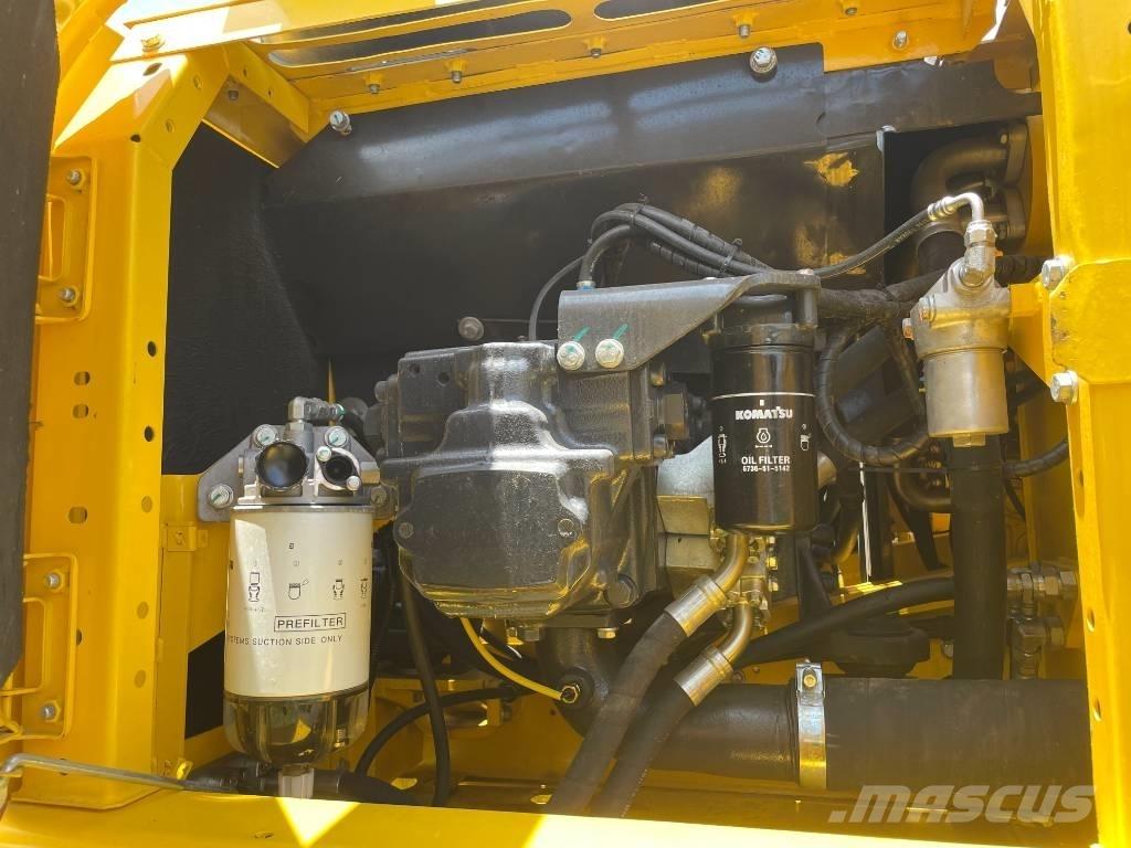 Komatsu PC 220 Beltegraver