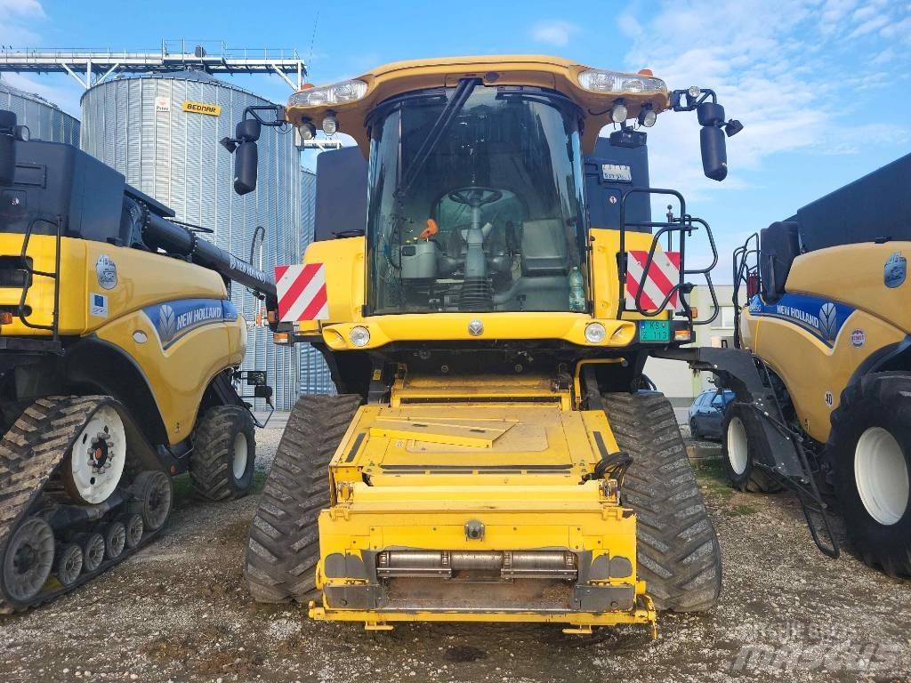 New Holland CR 9090 Skurtreskere