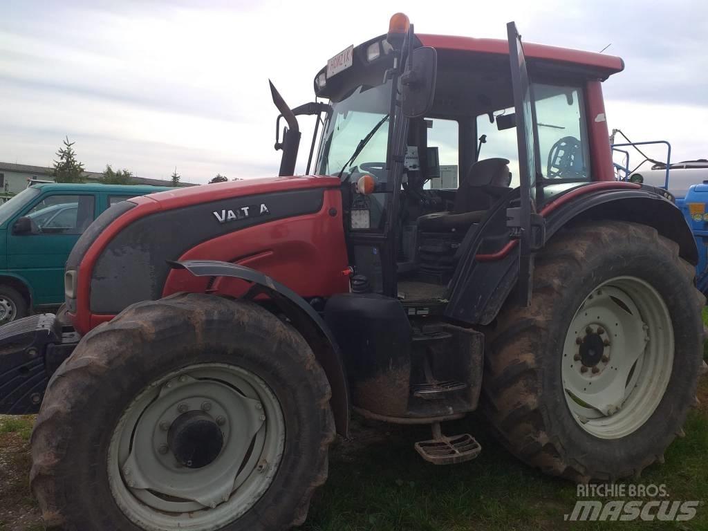 Valtra N121 Traktorer
