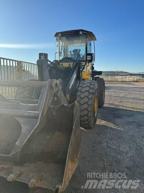 Komatsu WA 200 PZ-6 Hjullastere