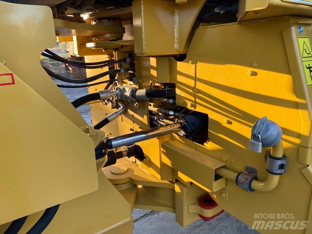 CAT 966 M Hjullastere