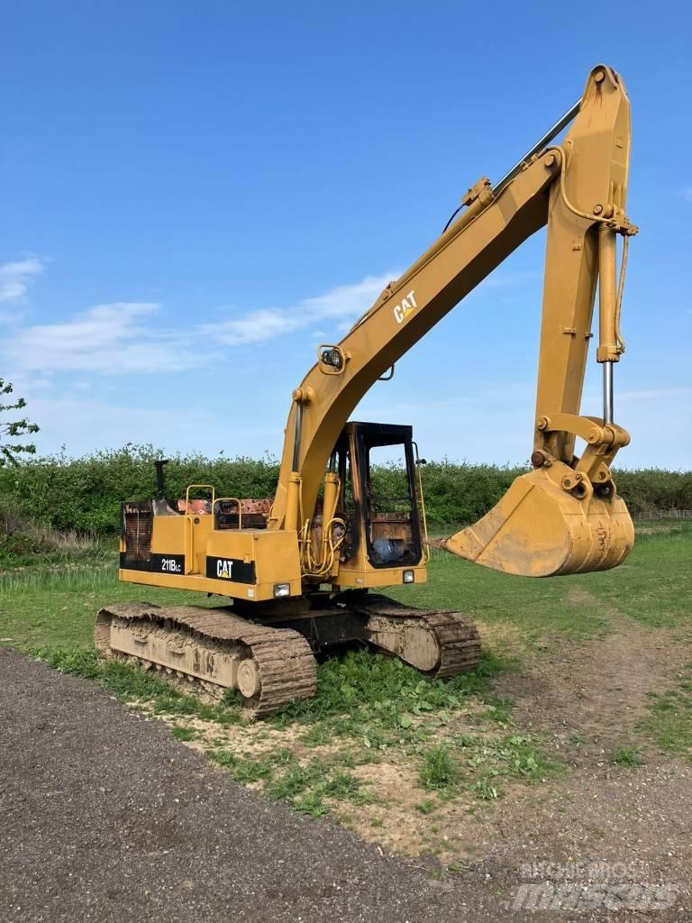 CAT 211 B LC Beltegraver