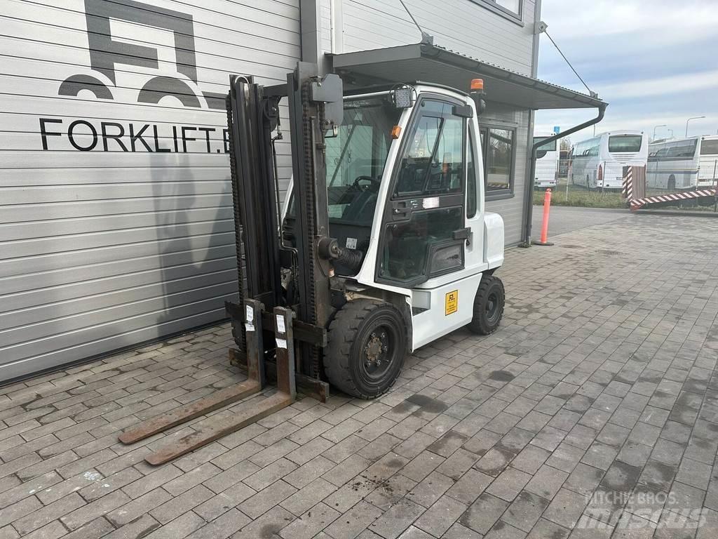 Nissan YG1D2A30Q Diesel Trucker