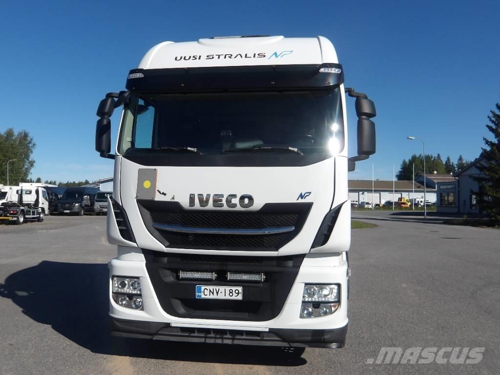 Iveco AS 440STX LNG Trekkvogner