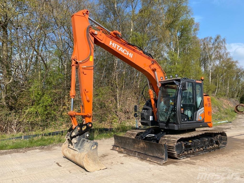 Hitachi ZX135USBL-7 Beltegraver