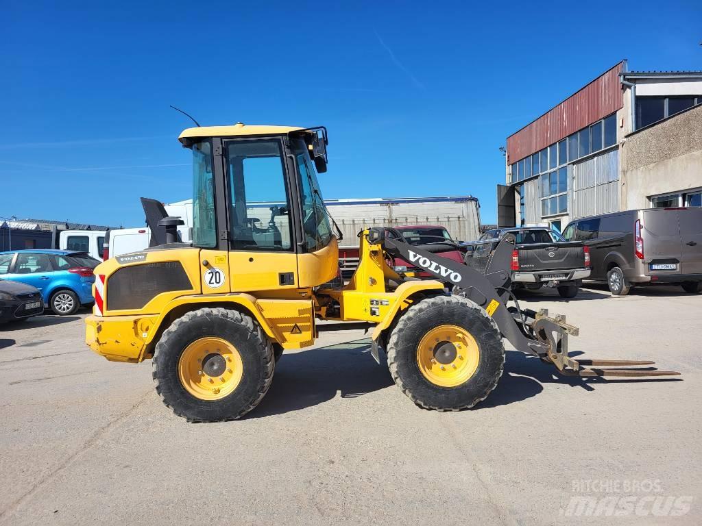 Volvo L 30 G Hjullastere