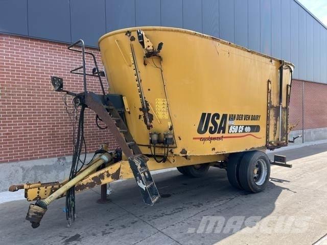  USA 850CF Blande- og fôringsmaskiner