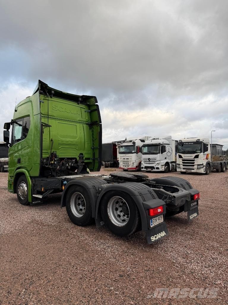 Scania R 450 LA6x2NB Trekkvogner