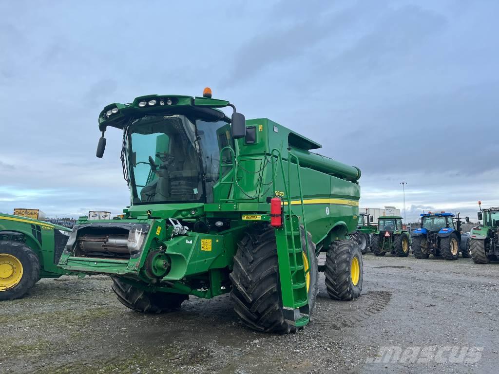 John Deere S 670 Skurtreskere
