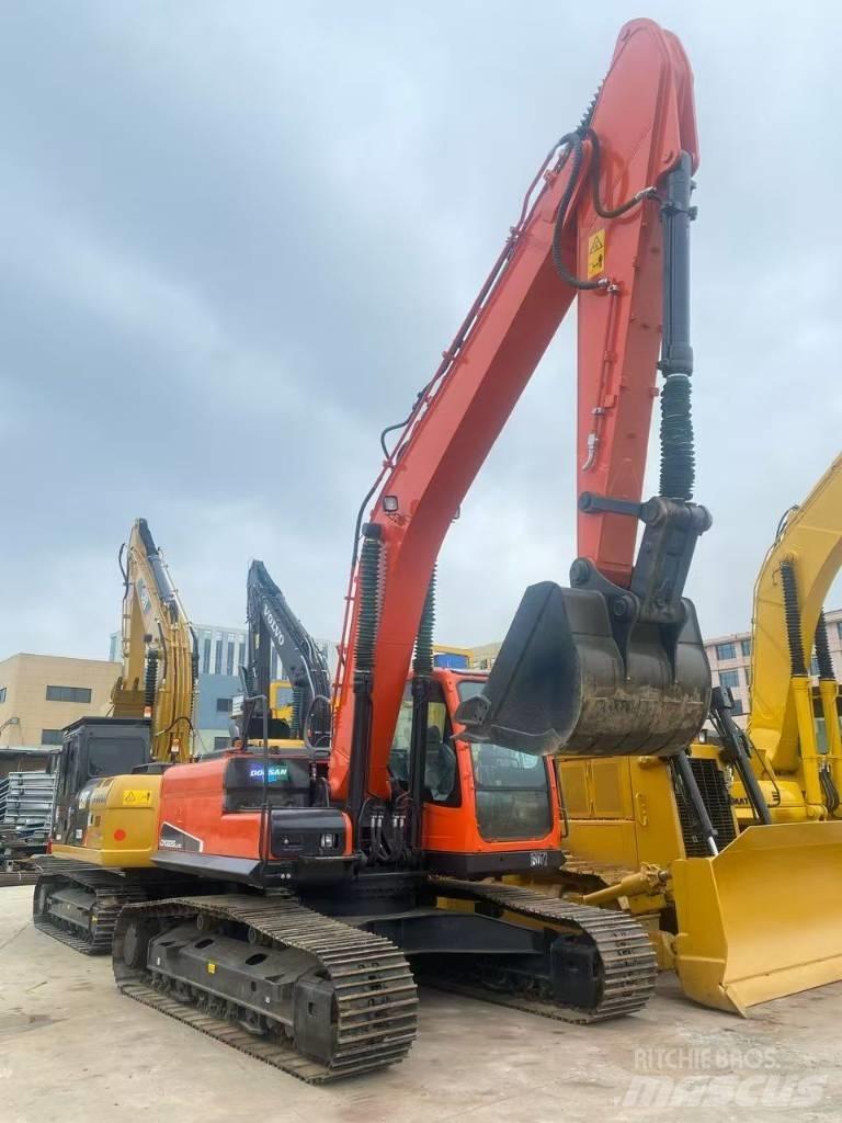 Doosan DX 225 LC Beltegraver