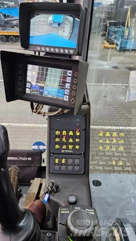Fuchs MHL360 Gravemaskiner for avfallshåndtering