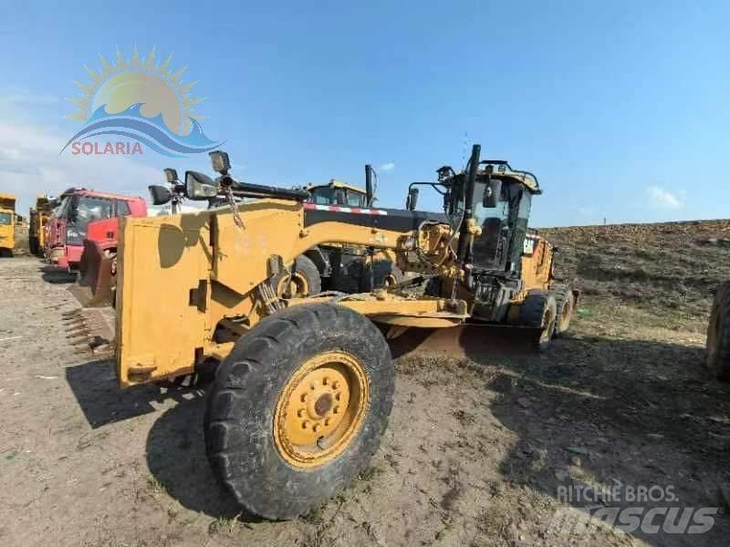 CAT 140 M Veihøvler