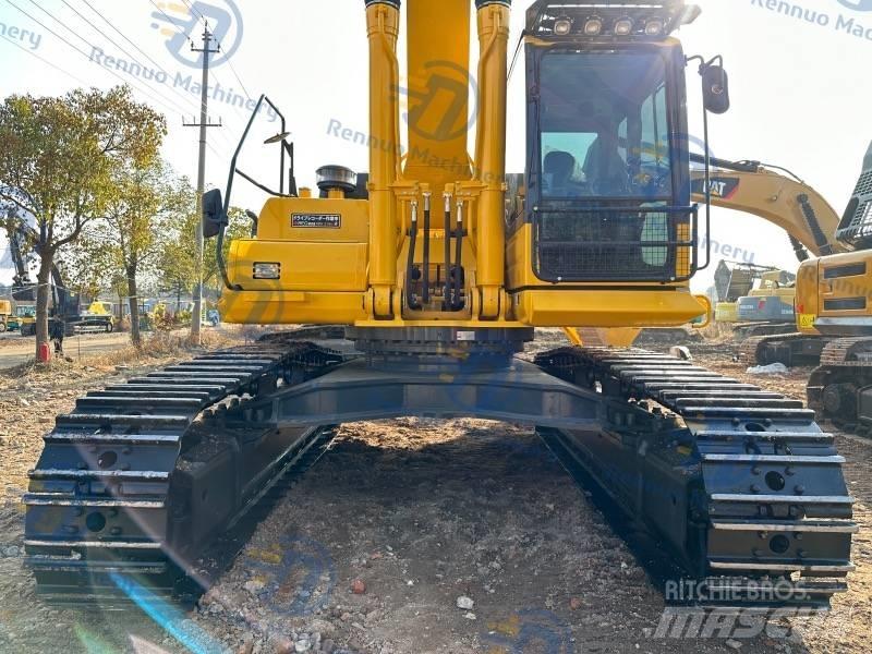 Komatsu PC450-8 Beltegraver