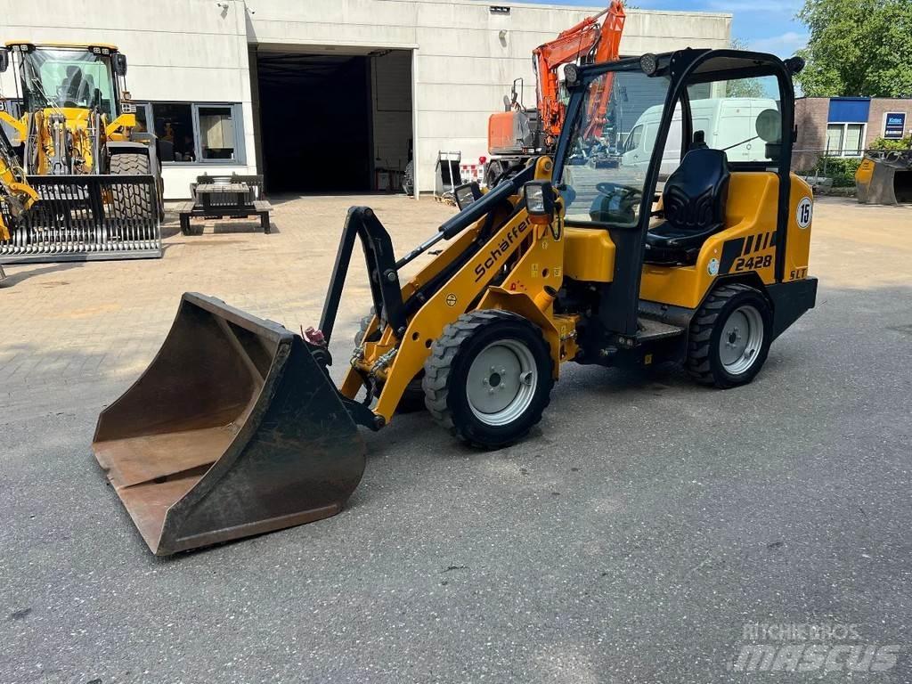 Schäffer 2428 Minigravere <7t