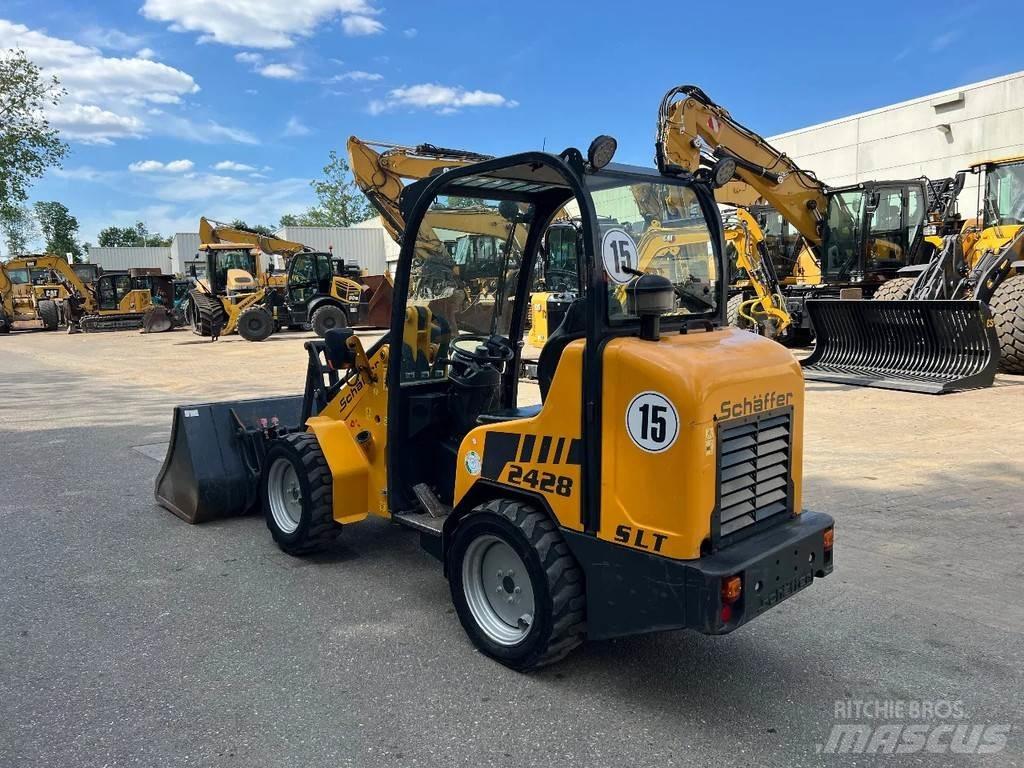 Schäffer 2428 Minigravere <7t