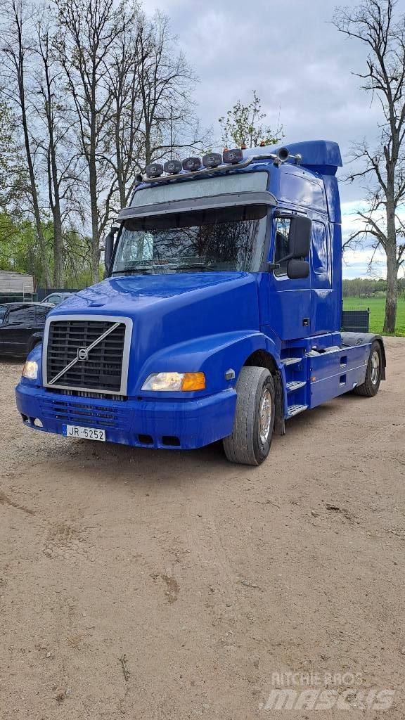 Volvo NH 12 Trekkvogner