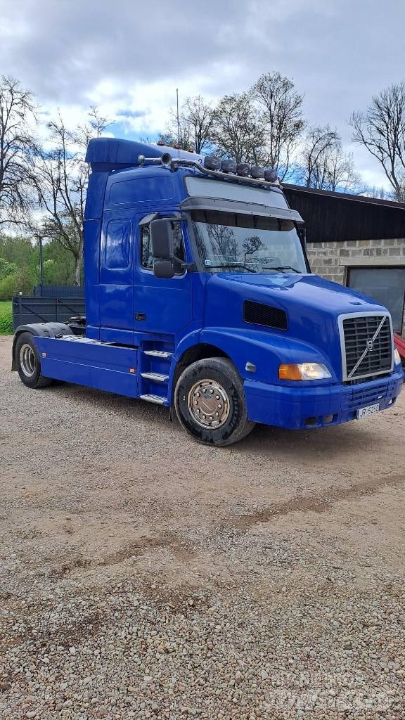 Volvo NH 12 Trekkvogner