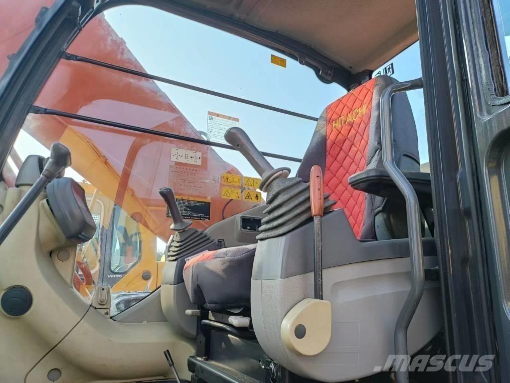 Hitachi ZX 250 LC Beltegraver