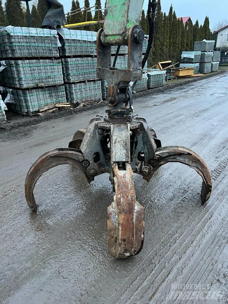 Sennebogen 821 Gravemaskiner for avfallshåndtering