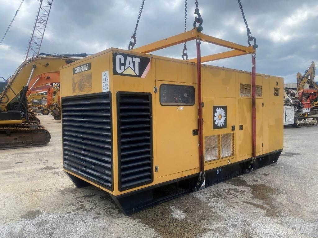 CAT 900 KVA NVT Andre Generatorer