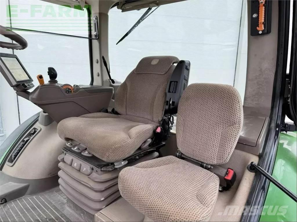 John Deere 8320 r Traktorer