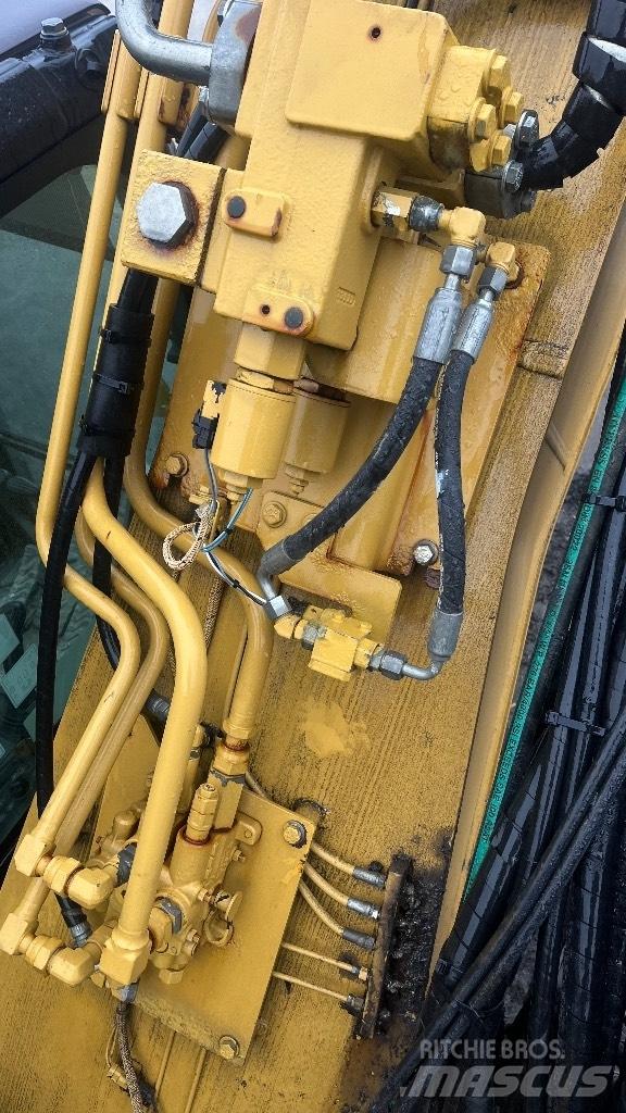 CAT 320 EL Beltegraver