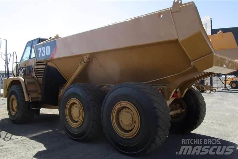 CAT 730 Rammestyrte Dumpere