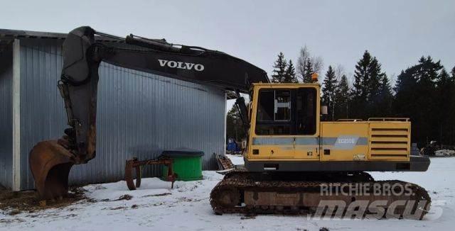 Volvo EC 230B Beltegraver