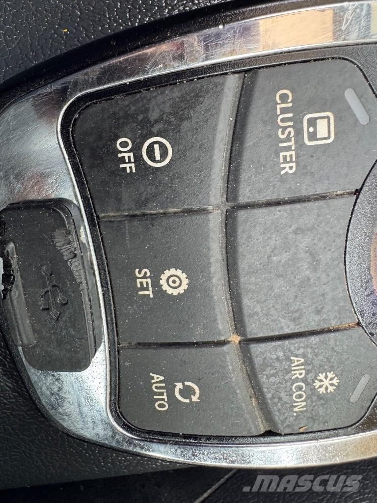 Hyundai HX140 LC Beltegraver