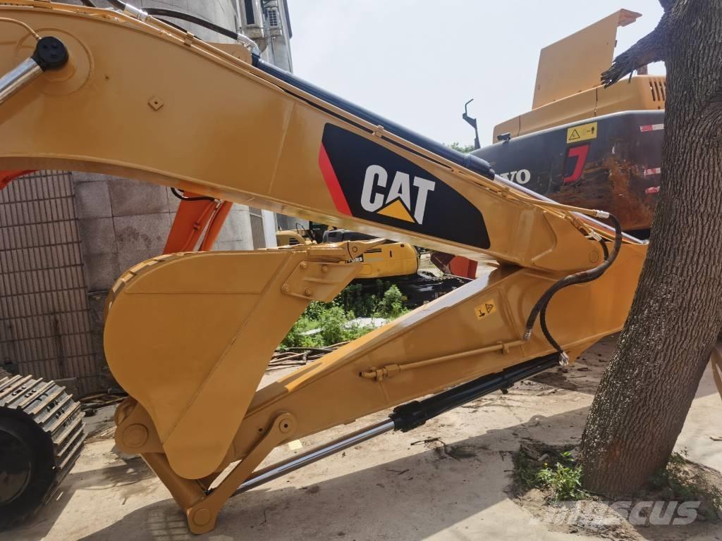 CAT 320 D Beltegraver