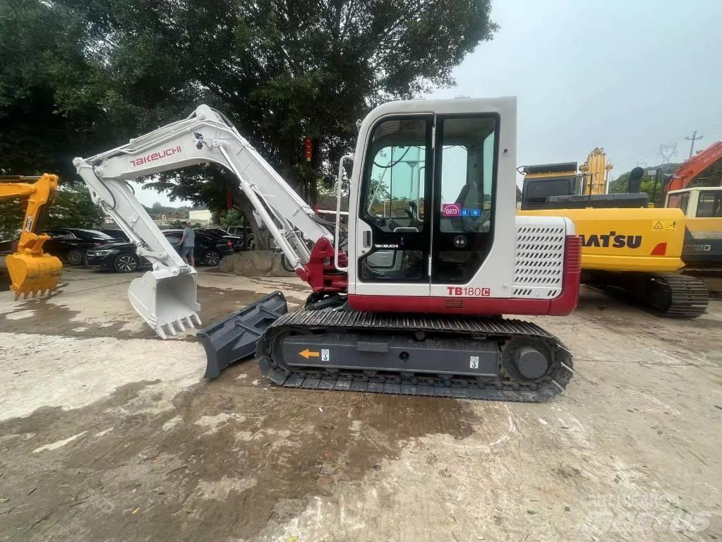 Takeuchi TB180C Beltegraver
