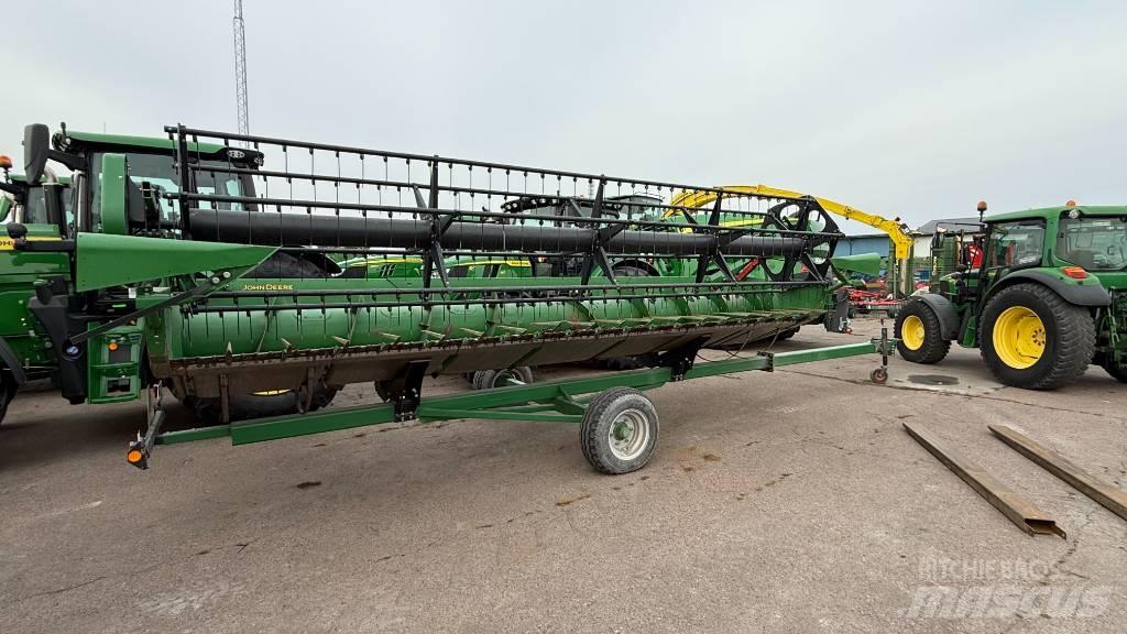 John Deere W 540 Skurtreskere