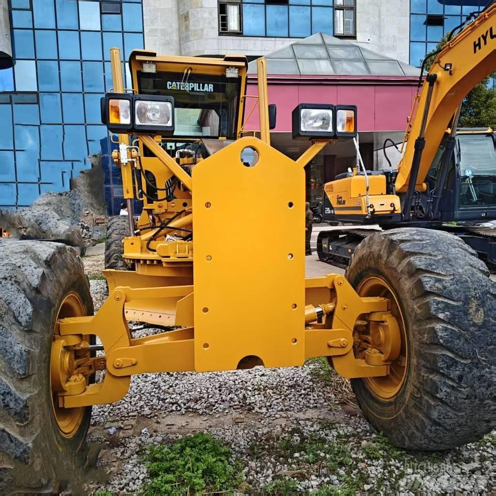 CAT 140 H Veihøvler